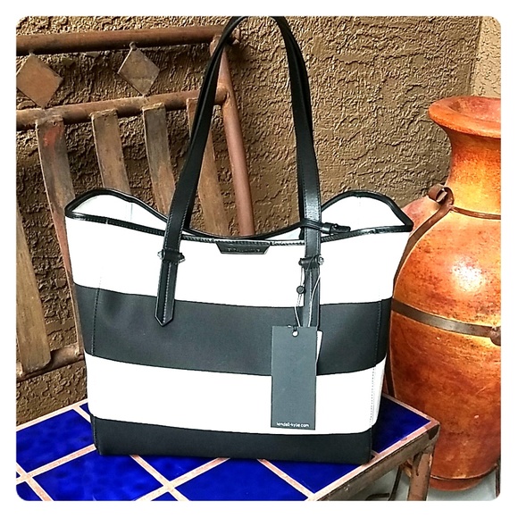 Kendall & Kylie Handbags - Kendall and Kylie Tote Black White New Dust Bag